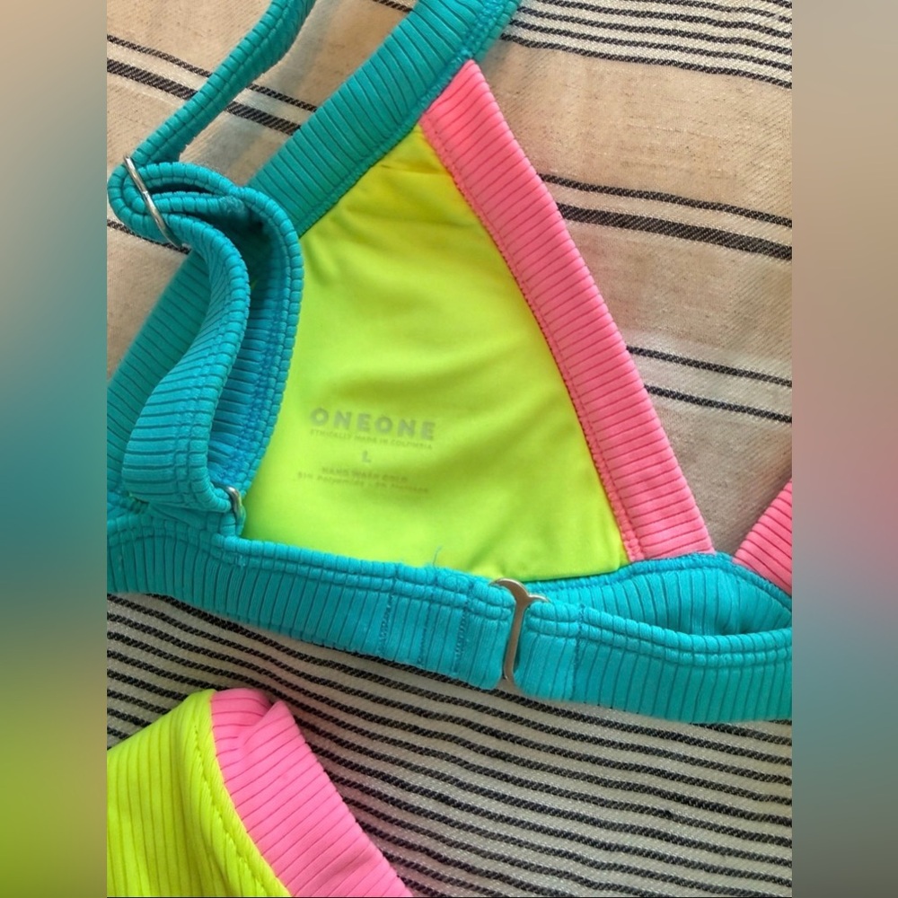 Oneone swimwear bikini - Picture 3 of 4